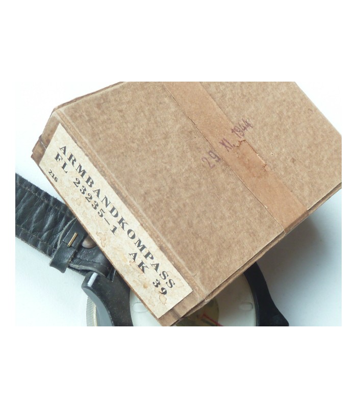 LW pilot arm compass