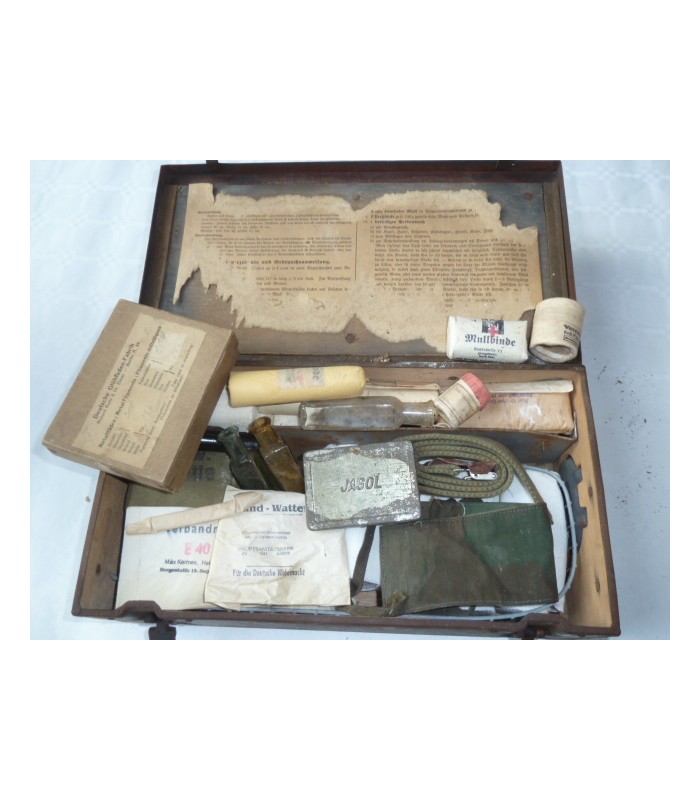 Verbandkasten - Wehrmacht field infirmary box