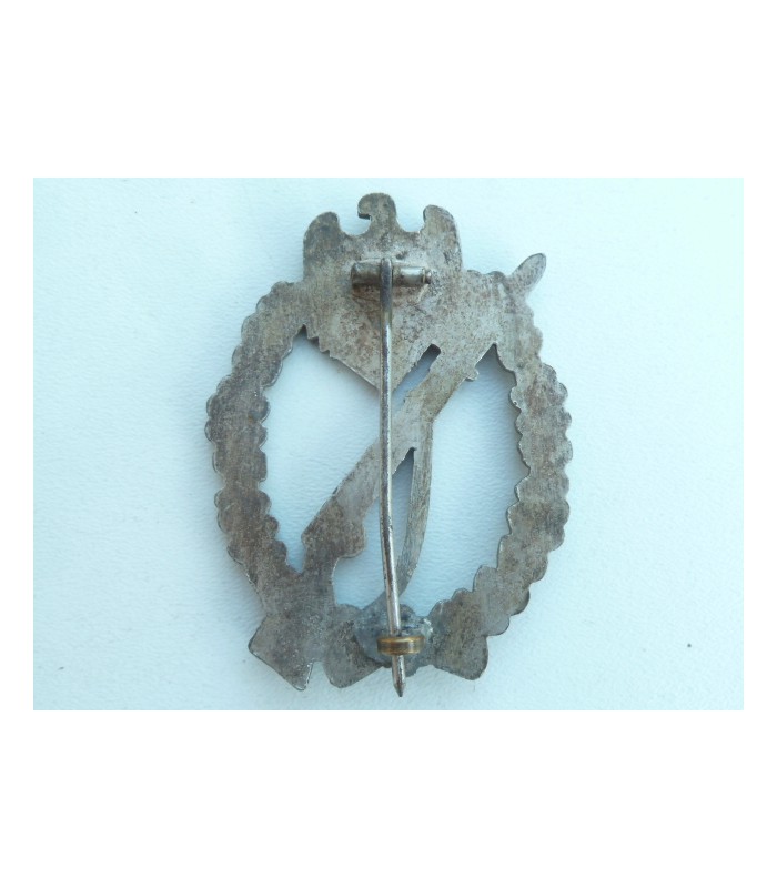 Infantry assault badge