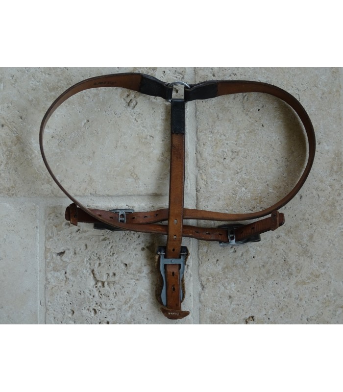 LW paratrooper Y-strap