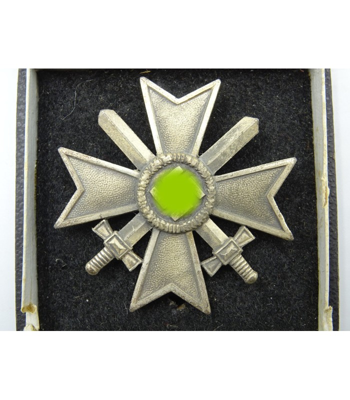 War merit cross 1rst class w/swords