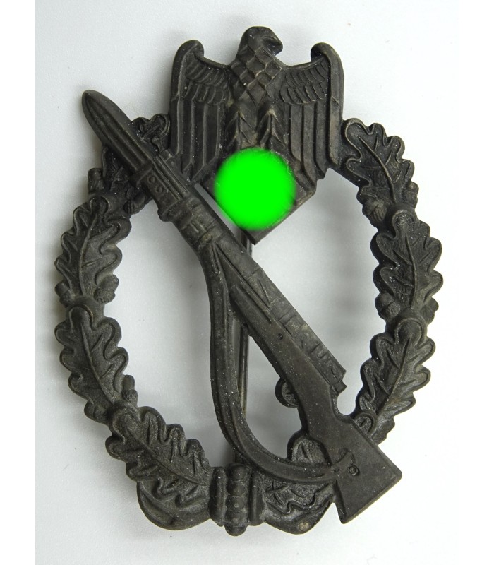 Infantry assault badge