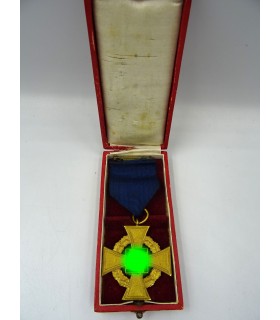 Long service cross gold