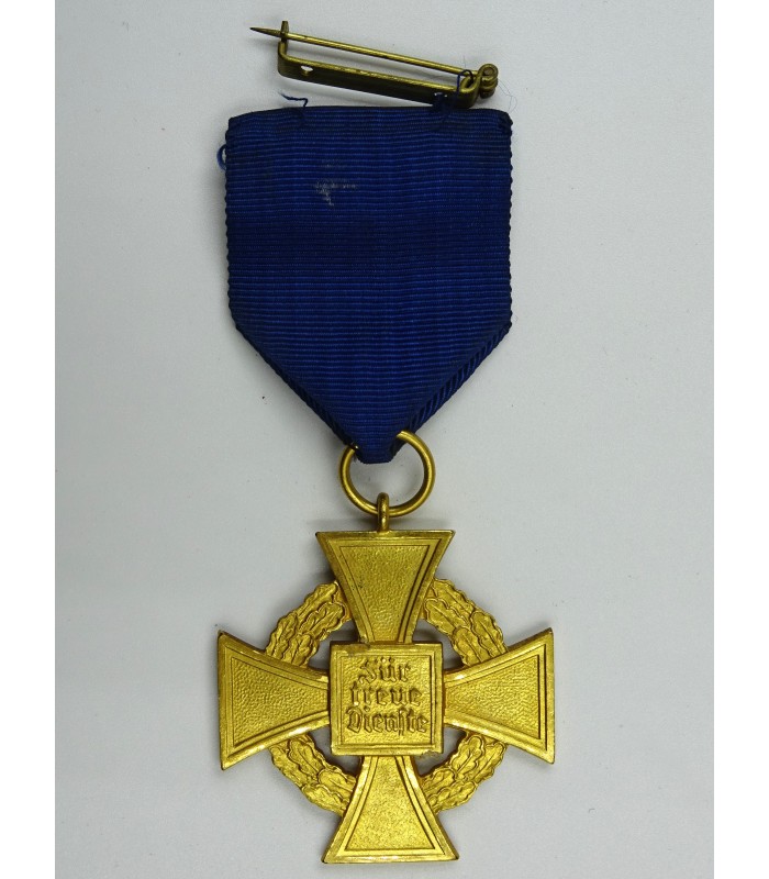 Croix pour 40 ans de services