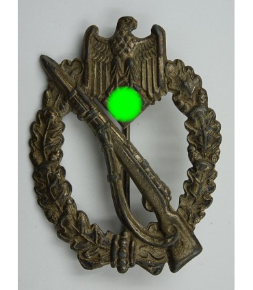 Infantry assault badge