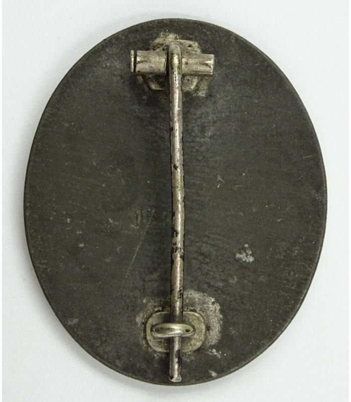 Wounded badge silver