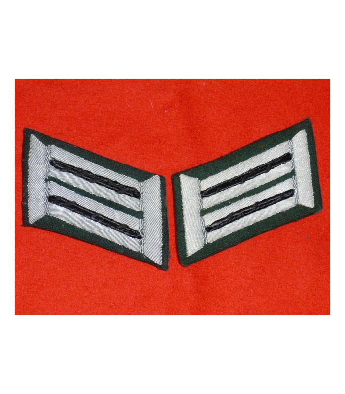 Collar tabs