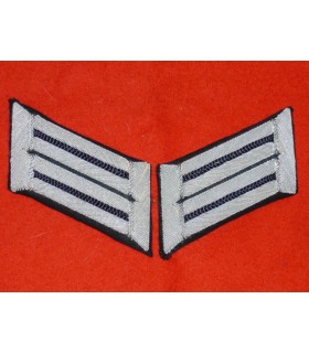 Collar tabs