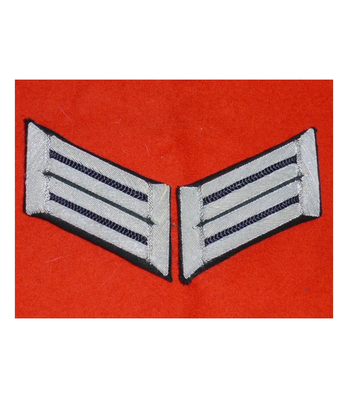 Collar tabs