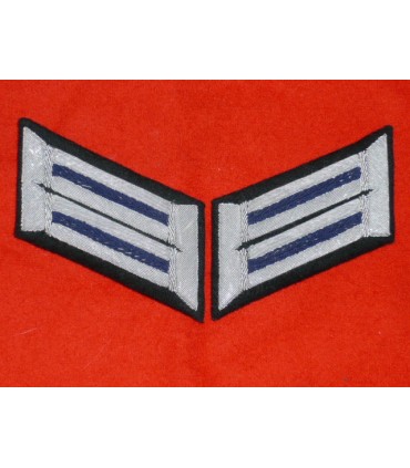 Collar tabs