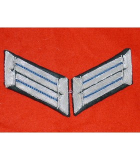 Collar tabs