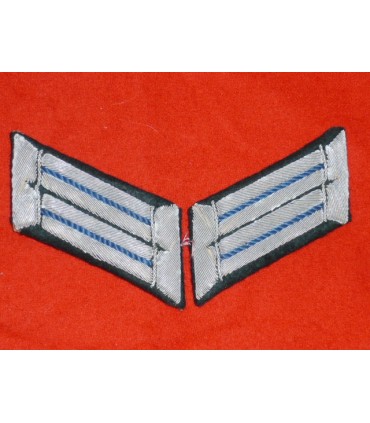 Collar tabs