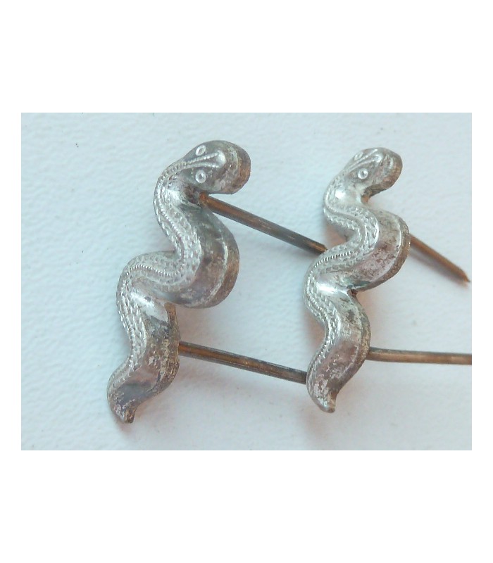 Shoulderboards device