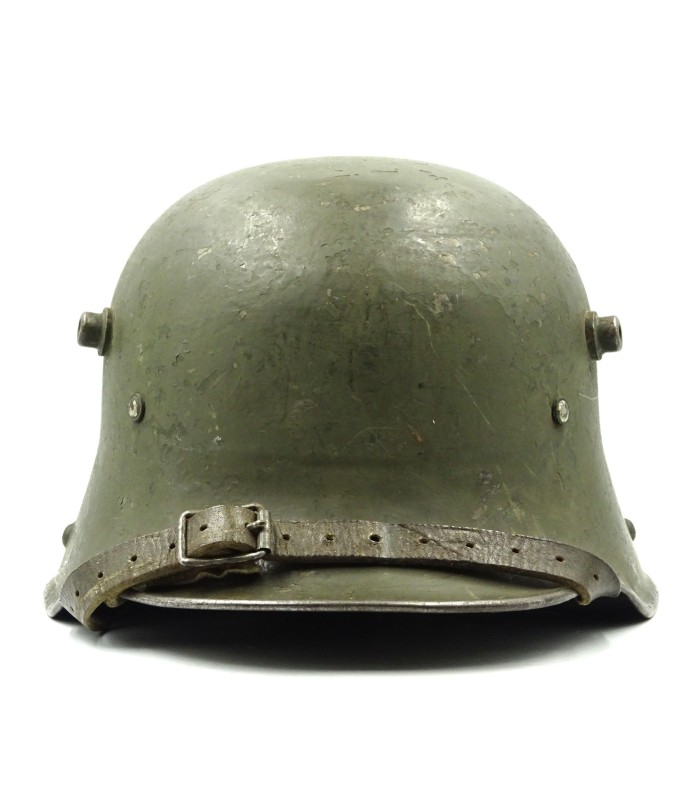 Stahlhelm M16