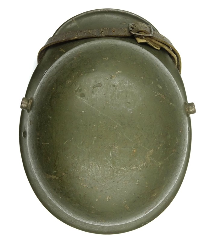 Stahlhelm M16