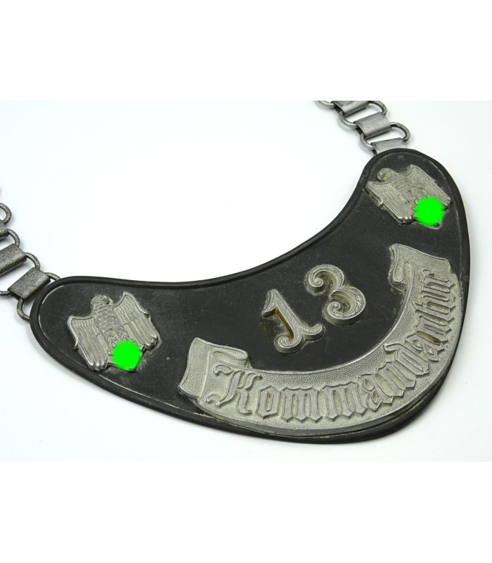 Kommandantur gorget