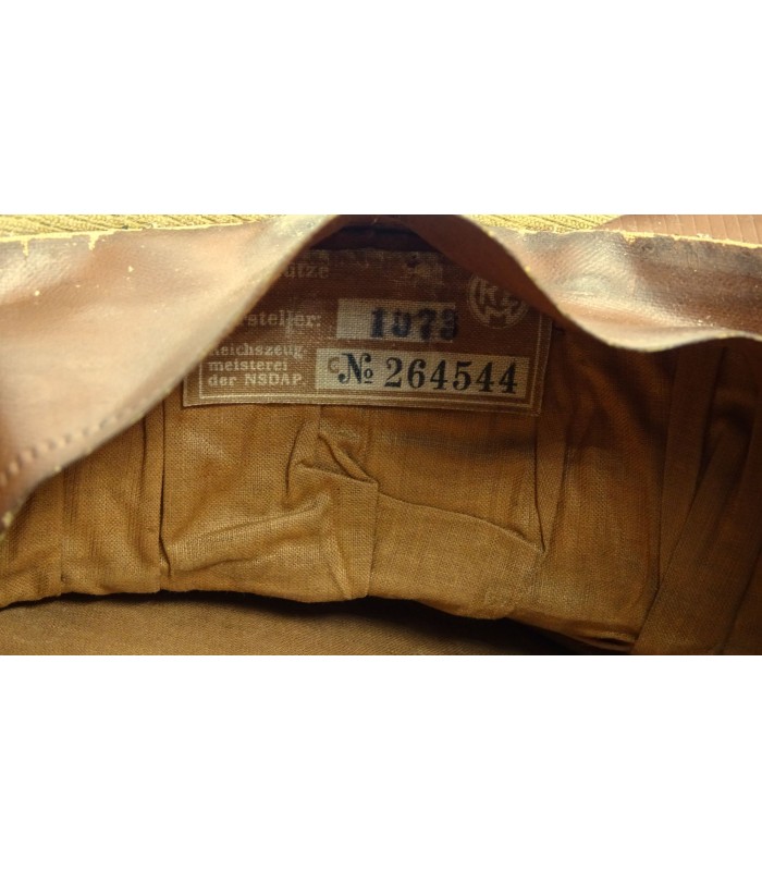 Casquette de Politischer Leiter dans le NSDAP
