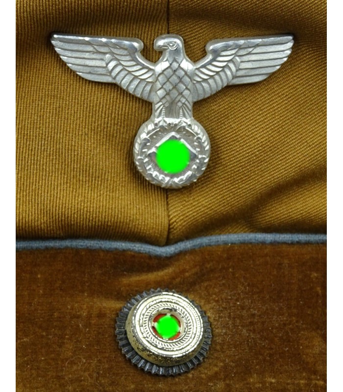 Casquette de Politischer Leiter dans le NSDAP