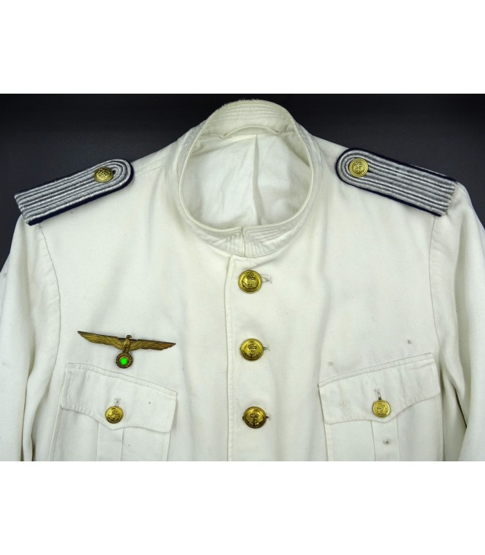 KM officer's white tunic and pith helmet