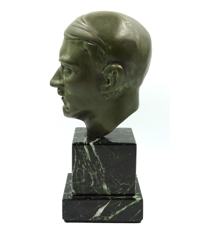 Reichskanzler Adolf Hitler