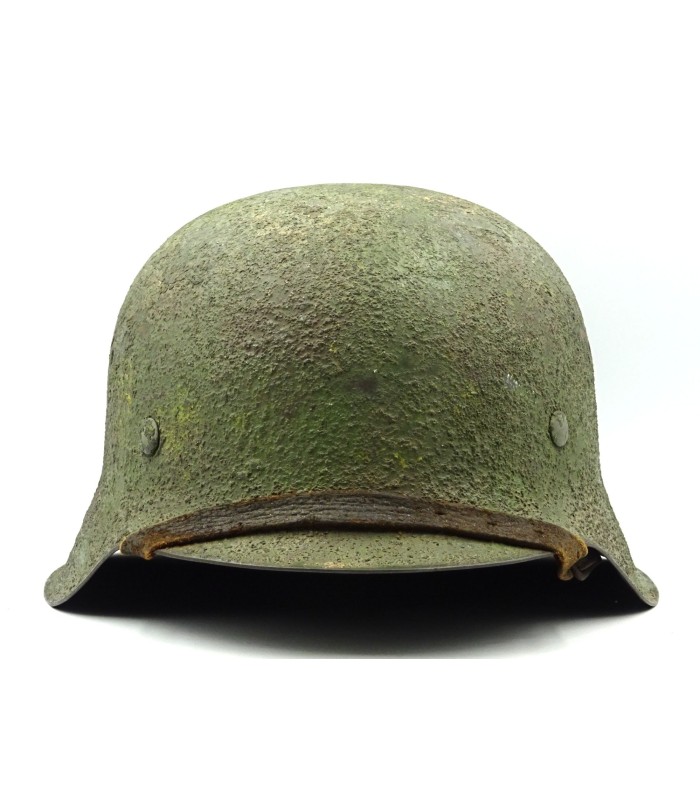 WH M42 helmet with rough-textured finish