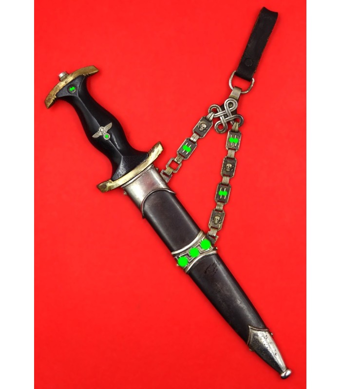 SS M36  chain dagger with SS membership number