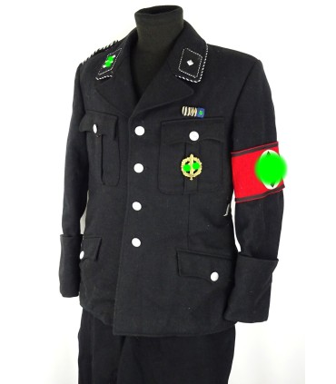 Uniforme noir de  la SS