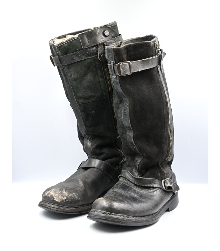 LW flying boots