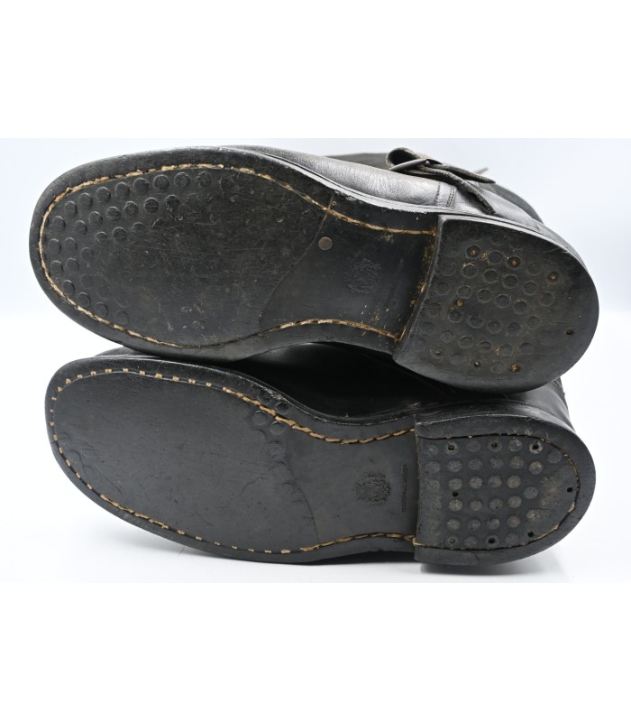 LW flying boots
