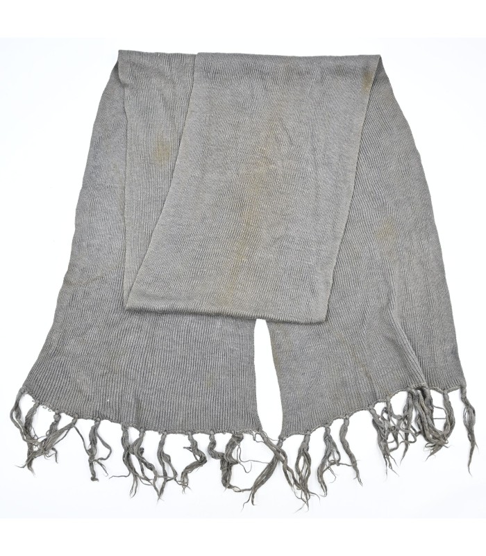 WH regulation scarf