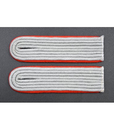 WH shoulder boards