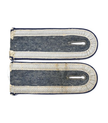 LW shoulder boards