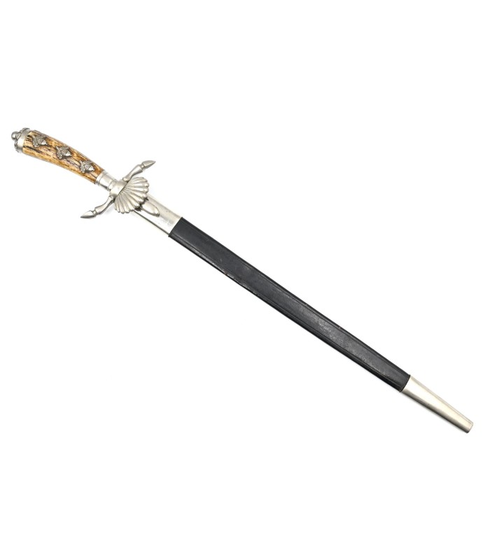 Forestry dagger