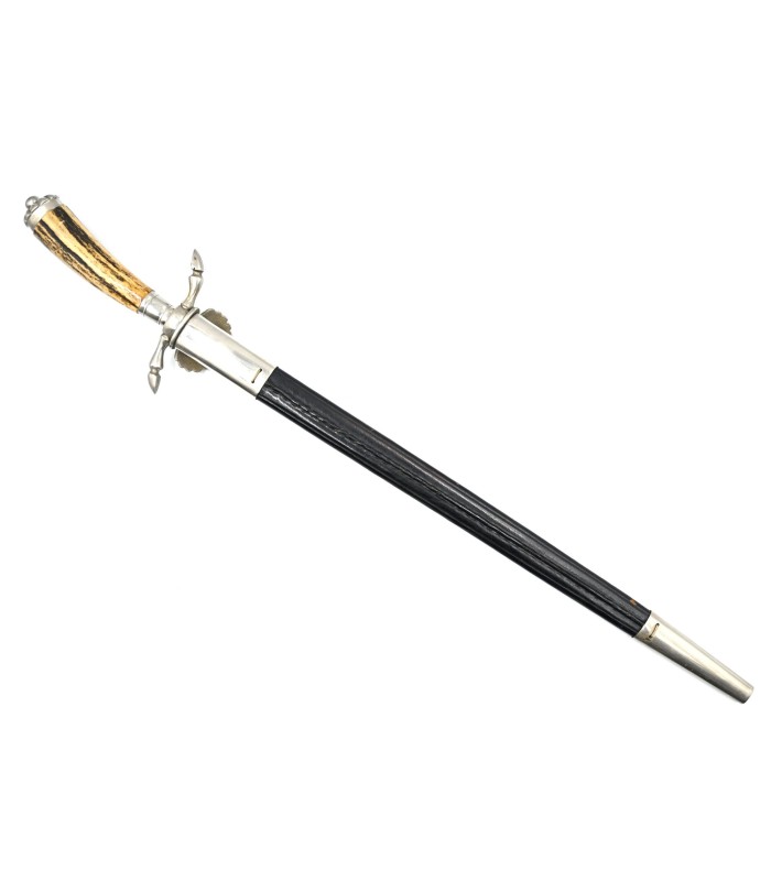 Forestry dagger