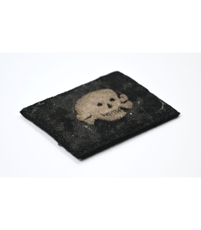Patte de col Totenkopf