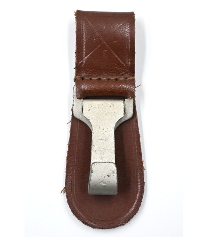 Attache de dague WH
