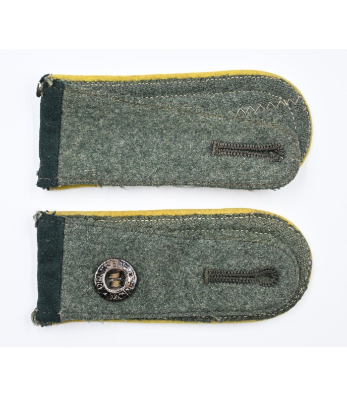 WH NCO shoulder boards
