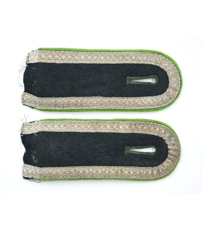 WH shoulder boards