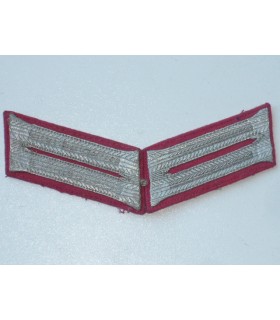 Collar tabs