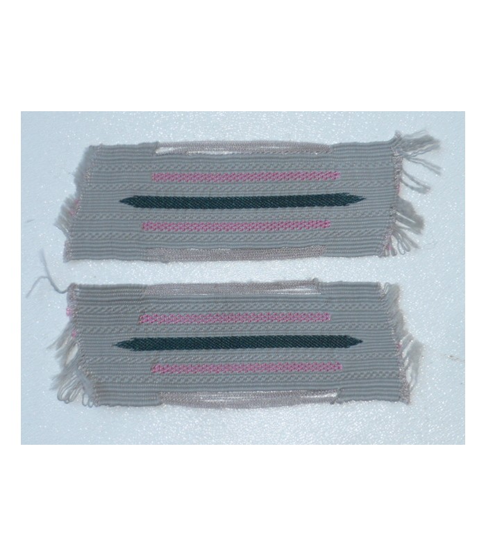 Collar tabs